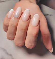 Shellac French Manicure