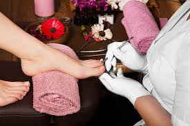 Shellac Therapeutic Pedicure